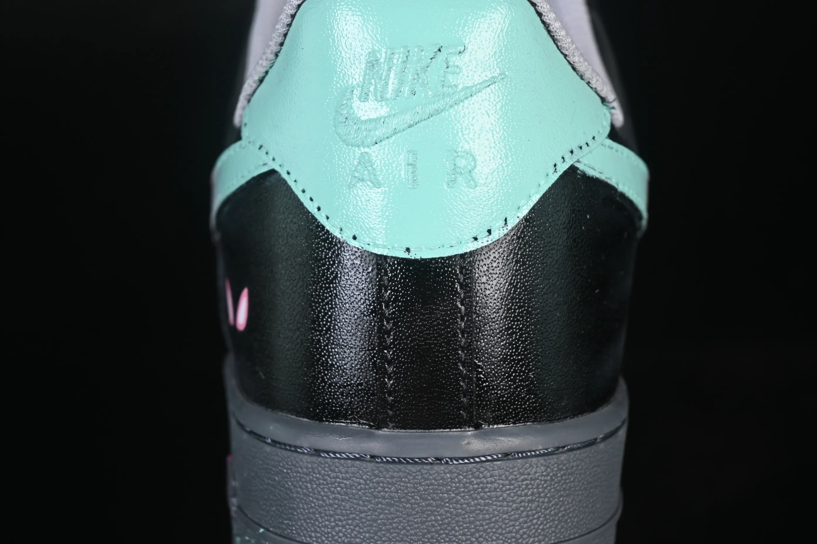 All categories Nk Air Force 1 Air Force series Nk Air Force 1 Low Air Force low top Nike Air Force 1'07 Low "Pink Electric Spider Shadow" Hand-painted graffiti Pink Electric Spider Shadow Air Force 1 low-top casual sneakers YD2425-011
